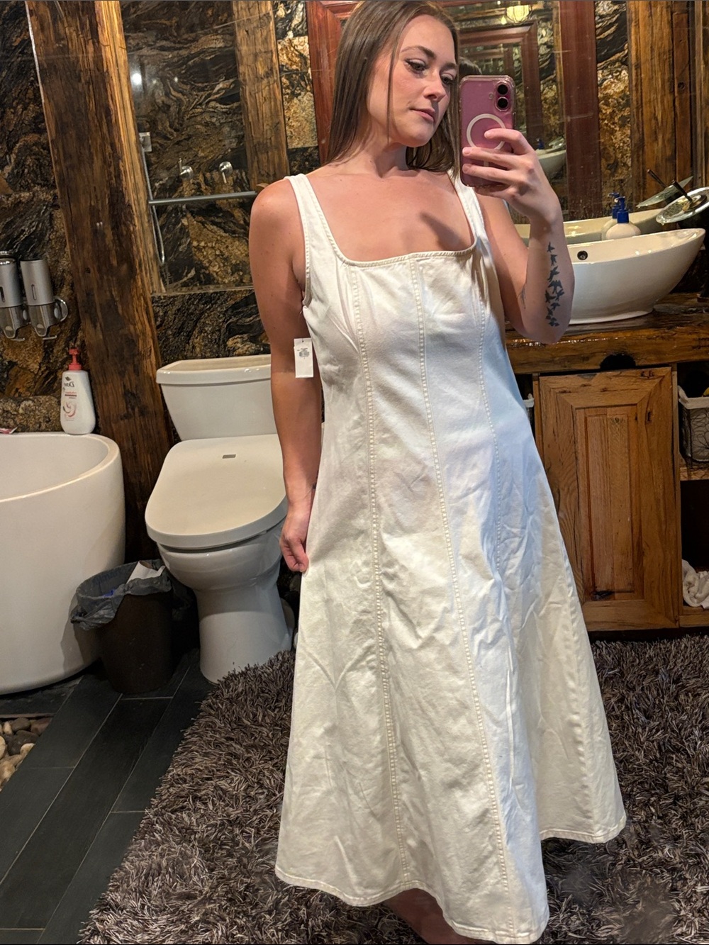 White Sleeveless OLD NAVY L Maxi Dress - Classic Summer Style